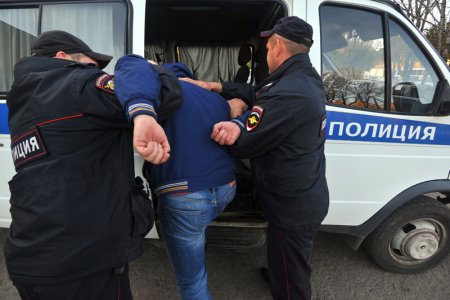 В Пятигорске полицейские изъяли у двух молодых людей около двухсот граммов героина