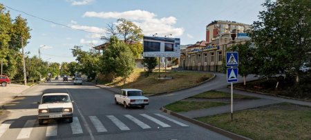 В Кисловодске приступили к реализации новой концепции размещения наружной рекламы