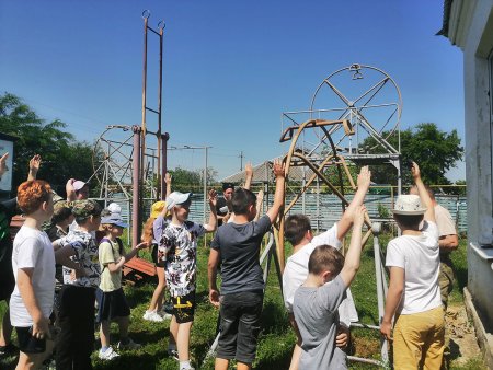 Юные казаки из Дёмино побывали на экскурсии в селе Сенгелеевском