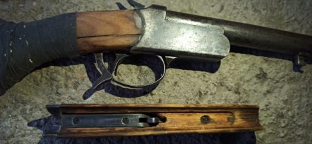 Полицейские Кабардино-Балкарии задержали местного жителя при попытке незаконного сбыта оружия